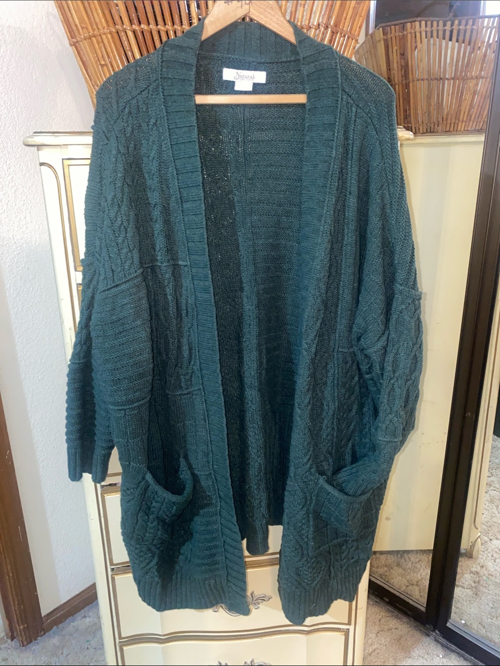Natural Reflections - y2K retro - Deep Green Cable-Knit Open Cardigan